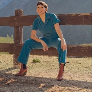 Petite Short Sleeve Jumpsuit - Big Bud Press